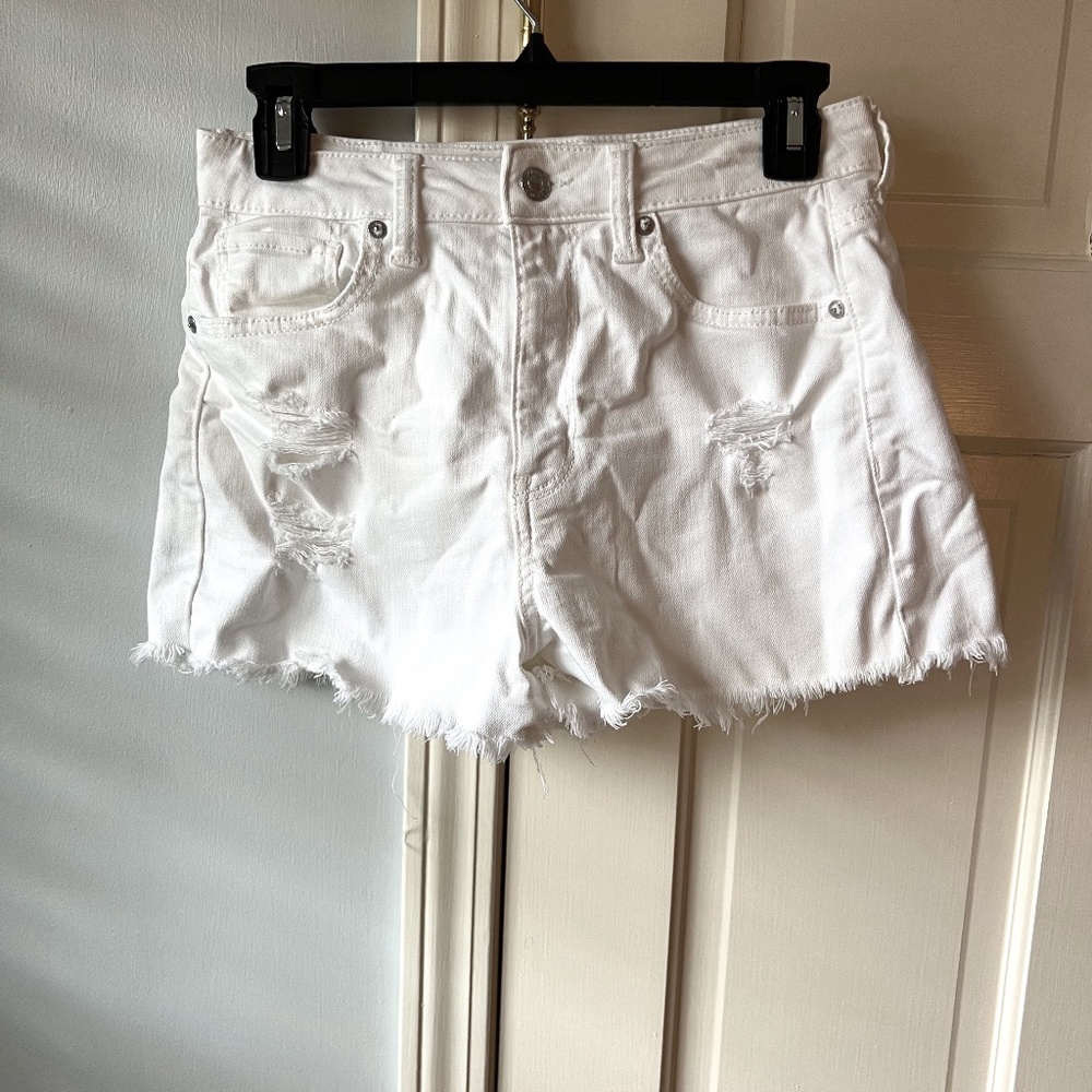 American Eagle, white super stretch short